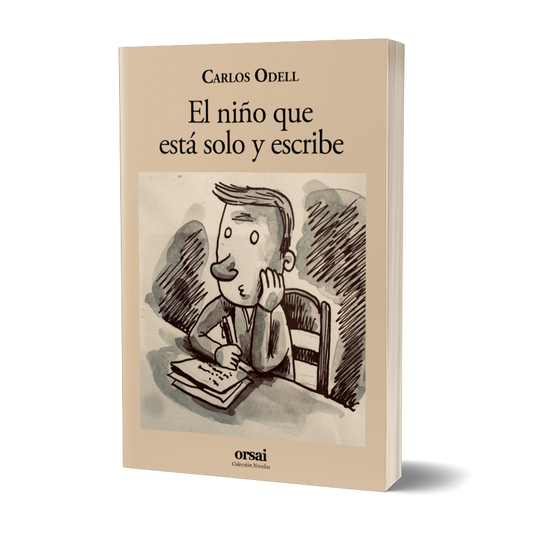 El niño que está solo y escribe